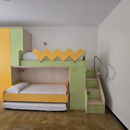 Apartman Rainbow's House
